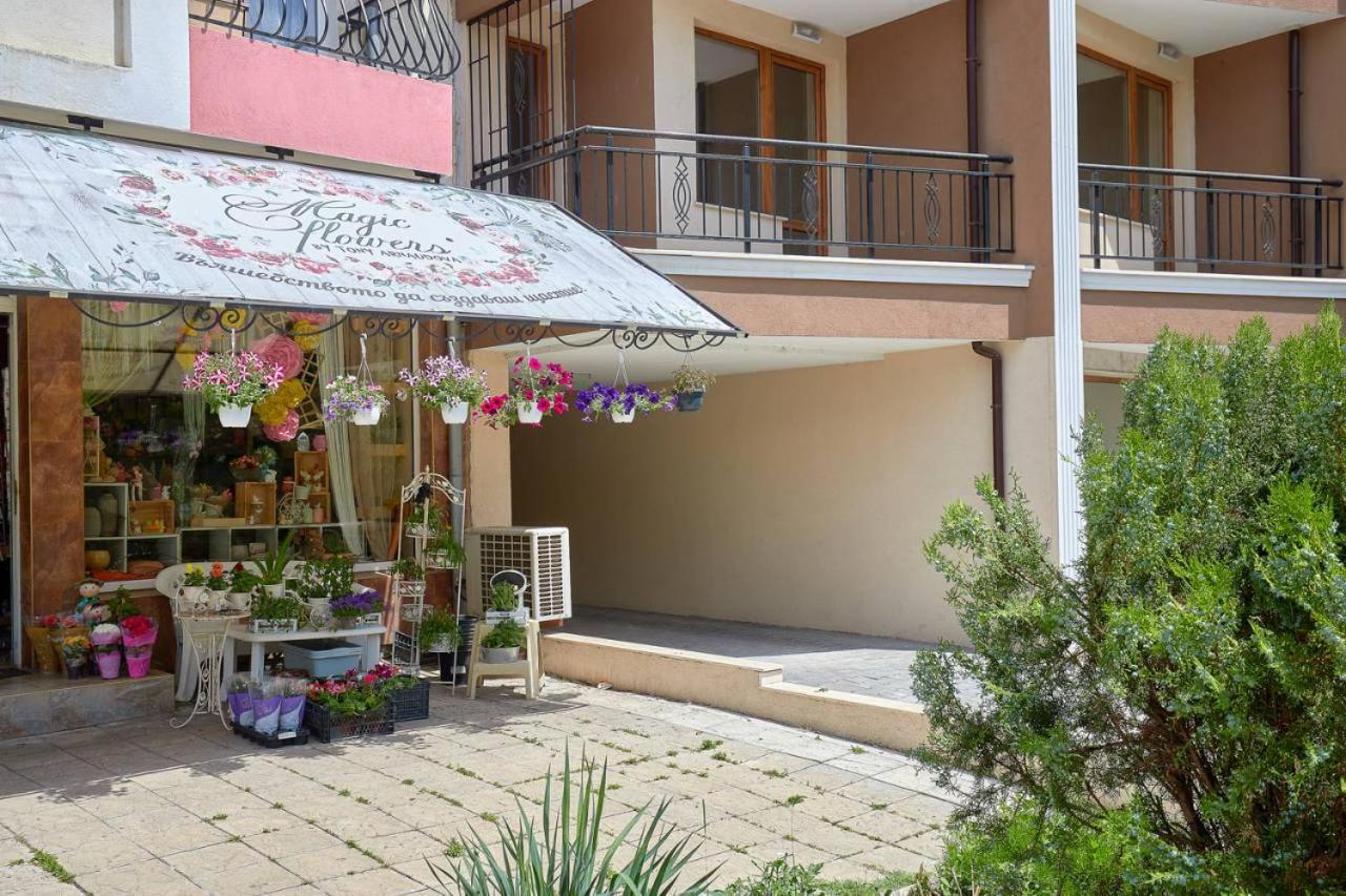Romance Apartament & Free Parking Burgas Exterior foto